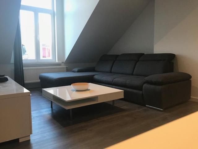 Camelias@Sea - Studio Apartment Остенде Екстериор снимка